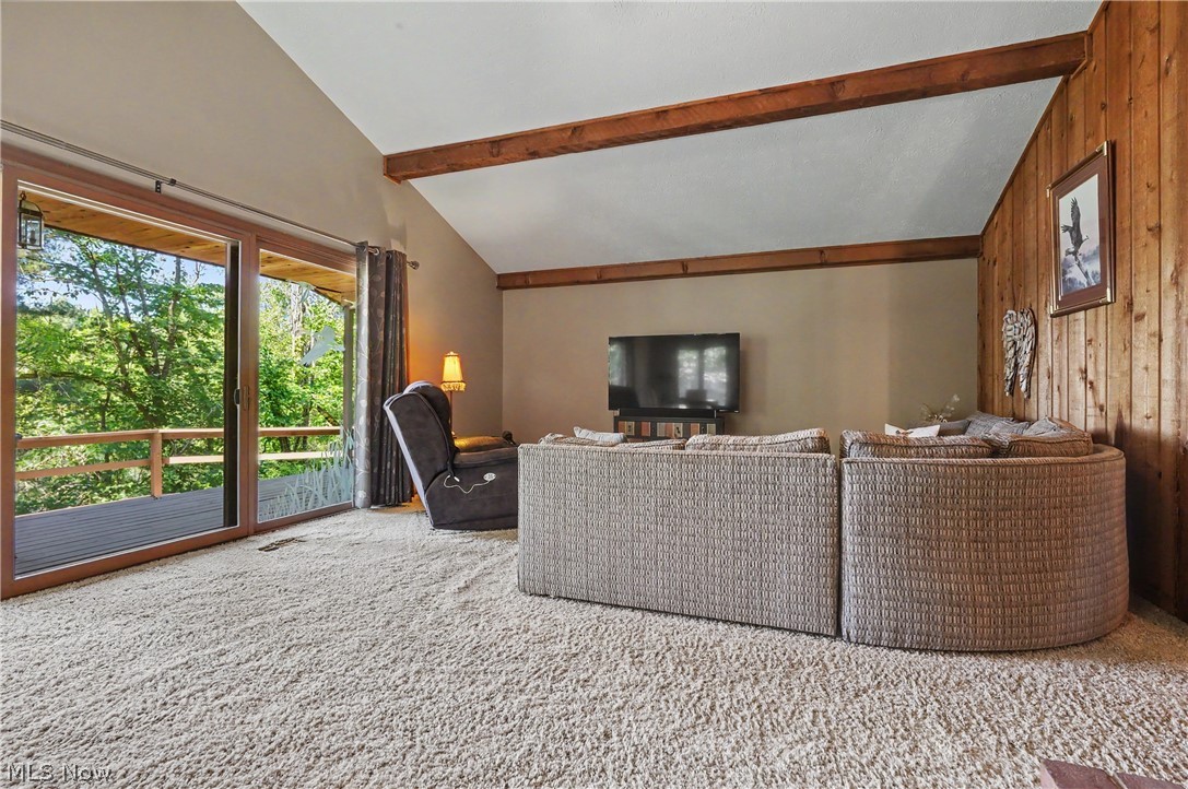 2216 N Medina Line Road