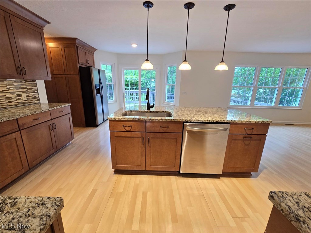32879 Heartwood Avenue, Avon, Ohio image 16