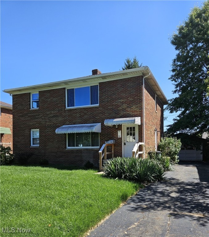 You'll absolutely love this 2 bedroom/1 bath first floor unit in West Akron. Neutral colors to make decorating a breeze. Access to basement with laundry hookups. Close to shopping, parks and schools. No smoking, no pets permitted. Utilities are the responsibility of the tenant. All adult applicants must apply online for credit, background, eviction history. $50 non-refundable application fee per adult applicant. No 3rd party applications permitted. Employment is verified. New applicances have been installed since photos were taken.