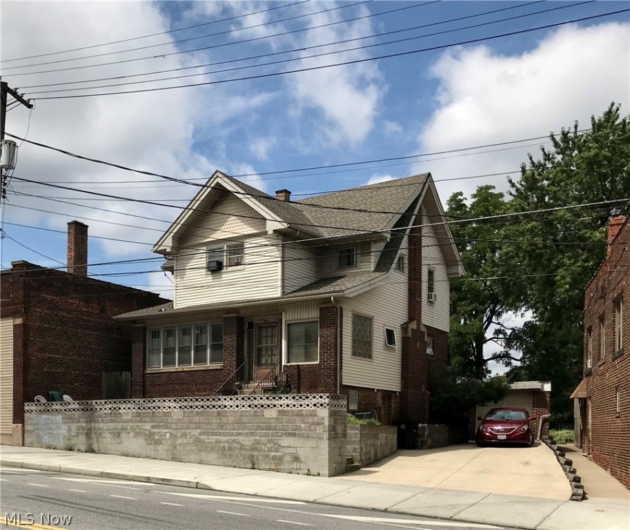 Old Brooklyn - Residential Income