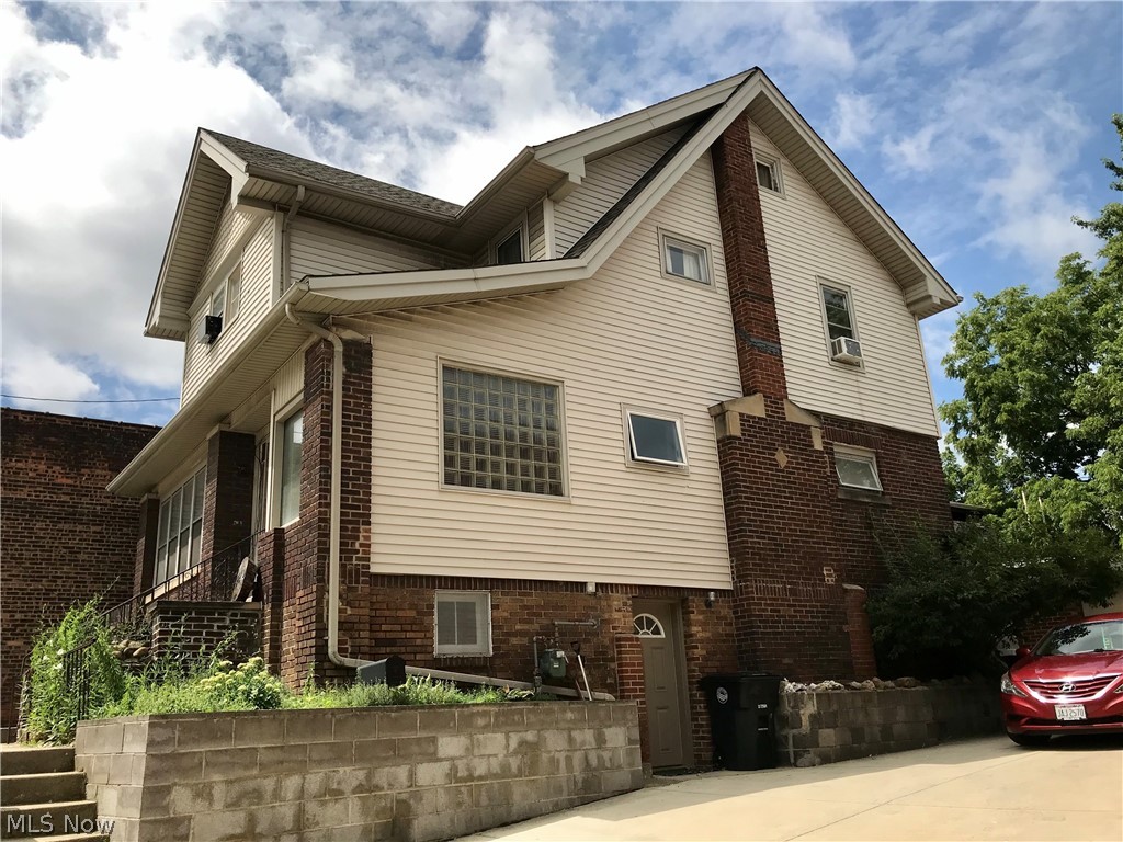 Old Brooklyn - Residential Income