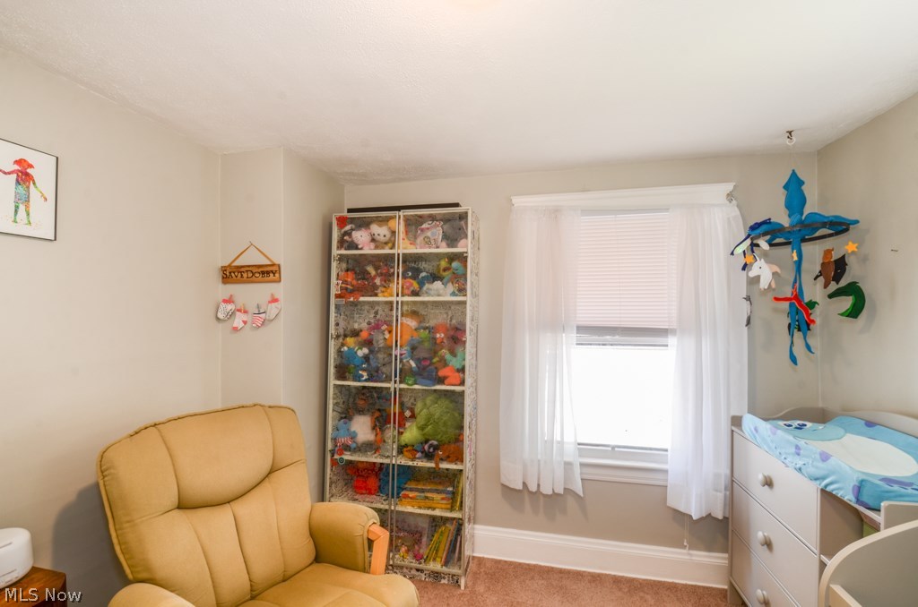 Conger Helper Realty Cos Lora - Residential