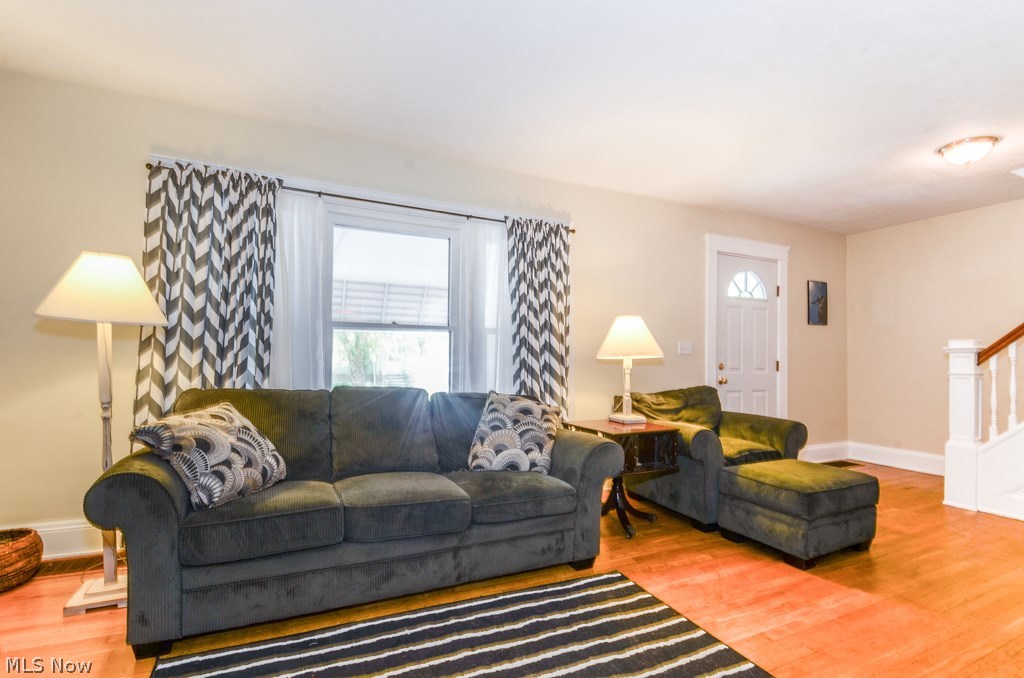 Conger Helper Realty Cos Lora - Residential