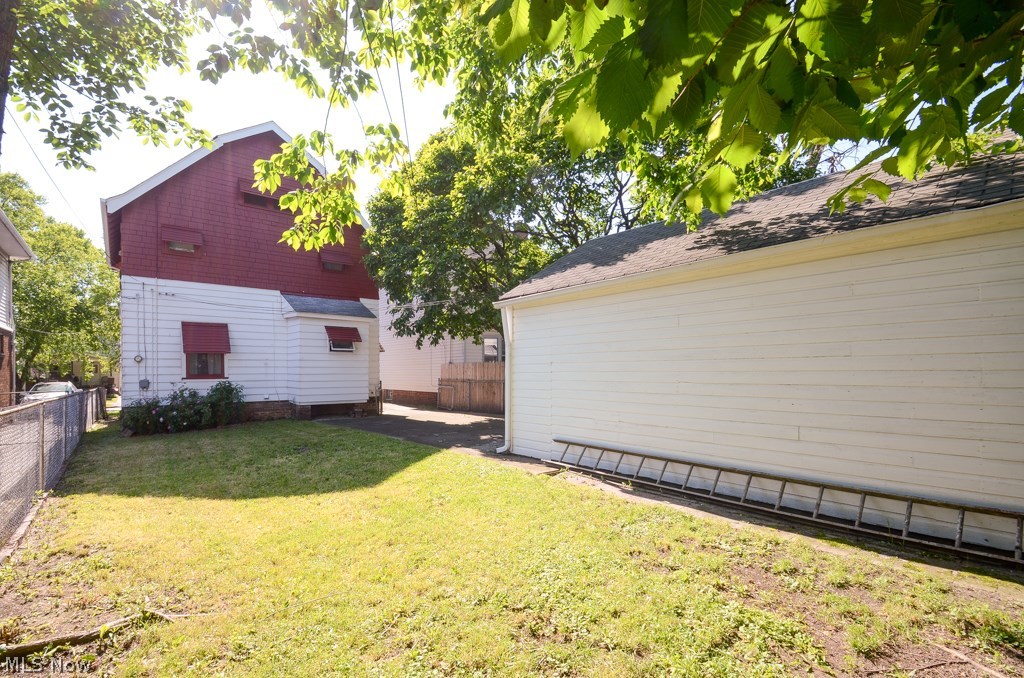 Conger Helper Realty Cos Lora - Residential