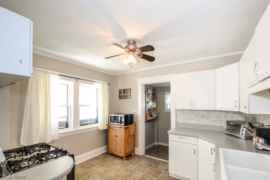 Conger Helper Realty Cos Lora - Residential