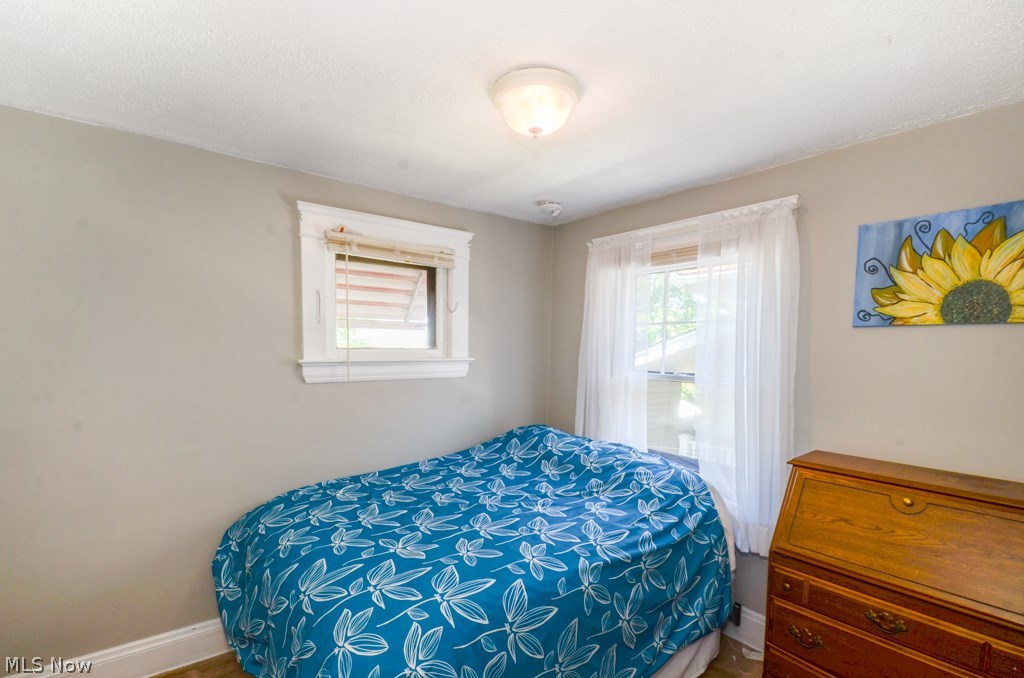 Conger Helper Realty Cos Lora - Residential