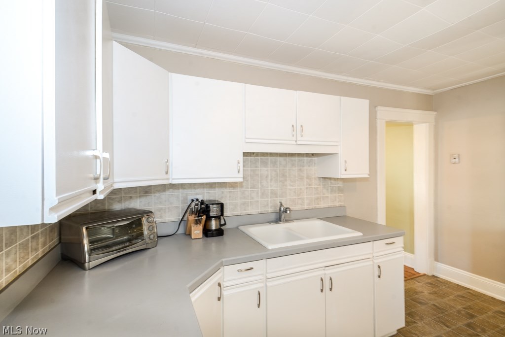 Conger Helper Realty Cos Lora - Residential