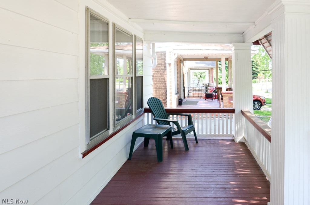 Conger Helper Realty Cos Lora - Residential