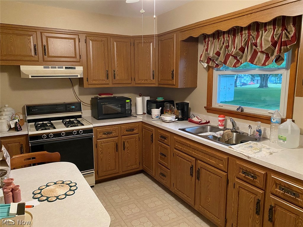 Moffit Heights - Residential