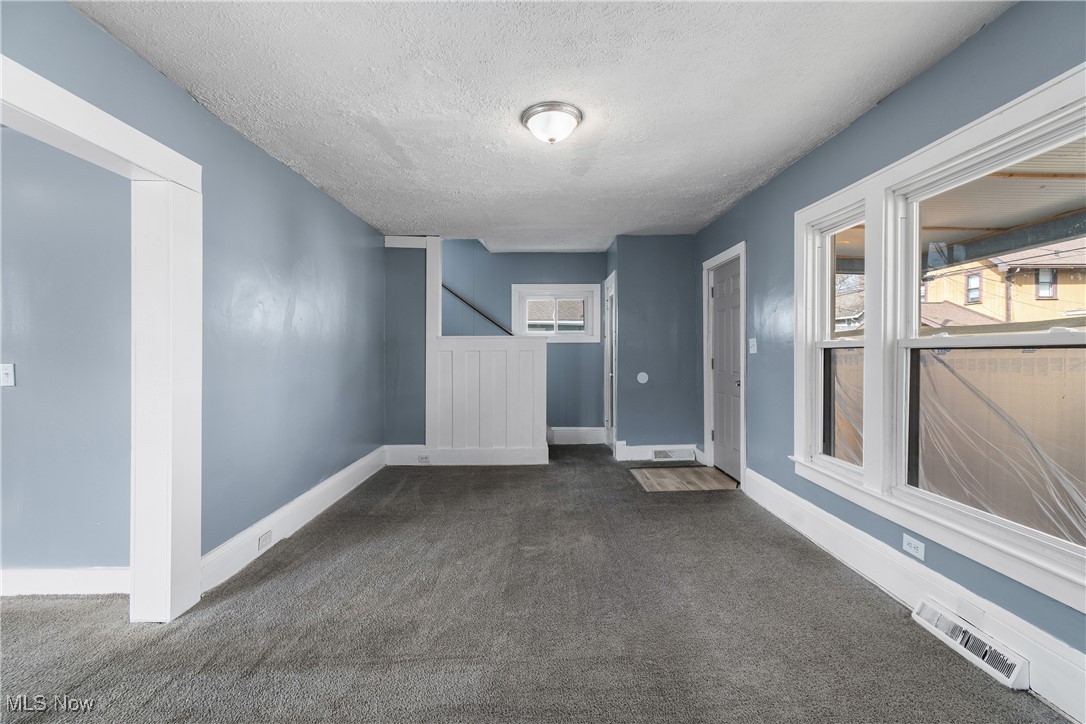 Luedella Court - Residential