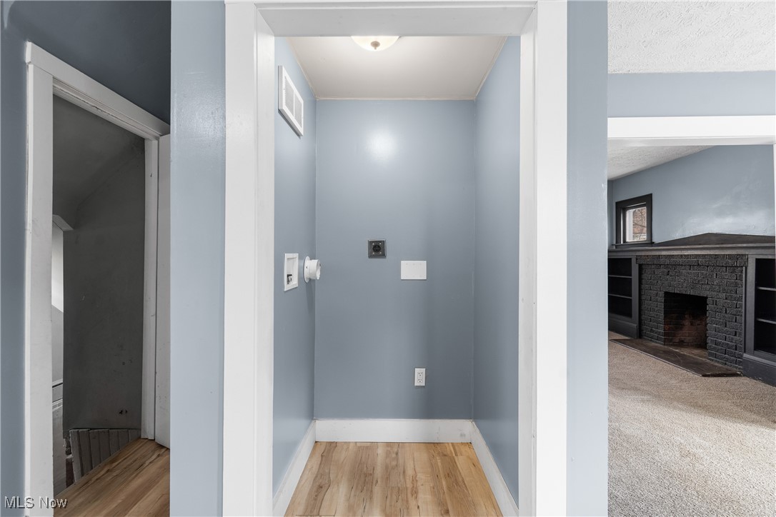 Luedella Court - Residential