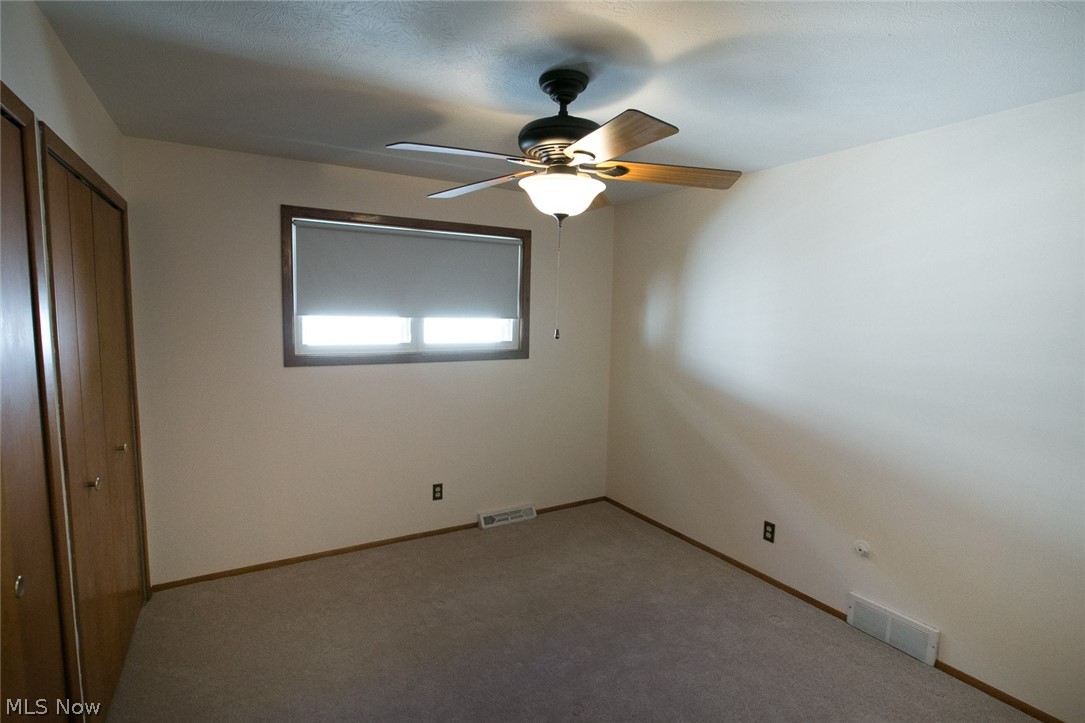 Russell Ave - Residential