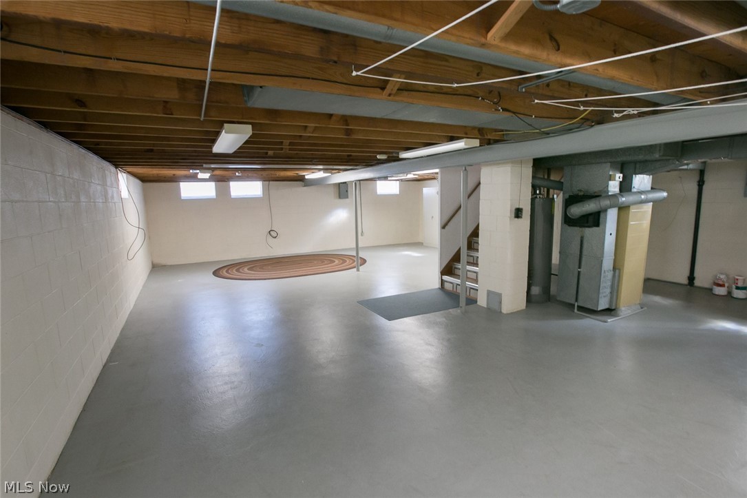 Russell Ave - Residential