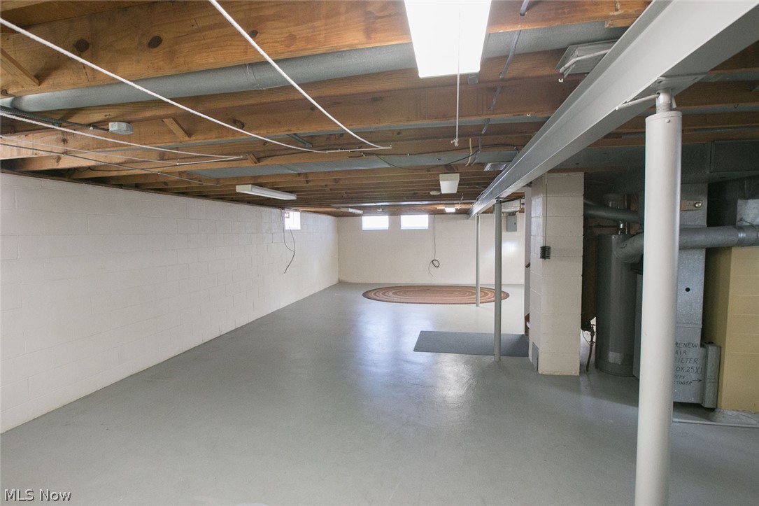 Russell Ave - Residential