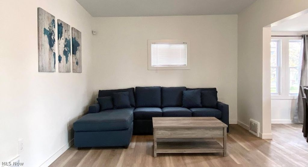 Photo of 3909 Memphis Avenue, Cleveland, OH 44109 (MLS # 5211601)