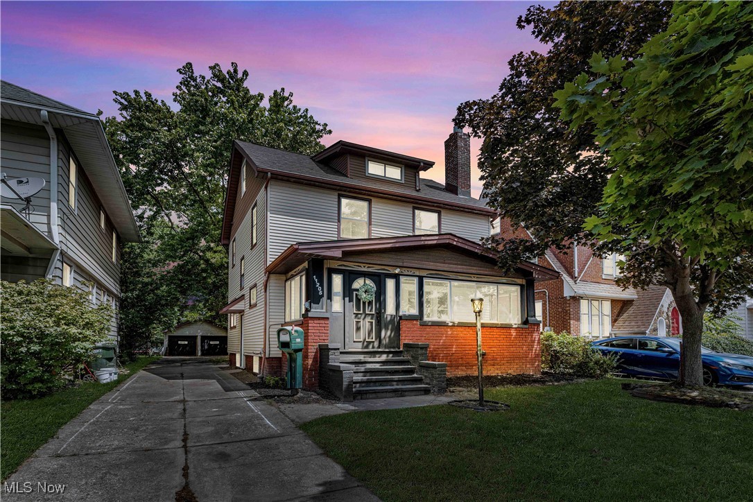 Welcome to 11205 Langton Ave in Garfield Heights! This charming 3-bedroom, 1.5-bath colonial offers 1,248 sq ft of living space and a classic layout full of warmth and character. The inviting main level features a spacious living room with a fireplace, a formal dining area, and a bright kitchen complete with a dishwasher. Upstairs, you’ll find three comfortable bedrooms and a full bath. The basement offers a half bath, laundry area, and ample storage space. Enjoy outdoor living with a sunroom, a nice-sized backyard, and a detached 2-car garage. Recent updates include central air for added comfort. New roof with 5 year warranty, new plumbing with 1 year warranty. Located in the Garfield Heights City School District and just minutes from parks, shops, and local amenities. POS will be cleared prior to transfer—don’t miss the opportunity to make this home your own!