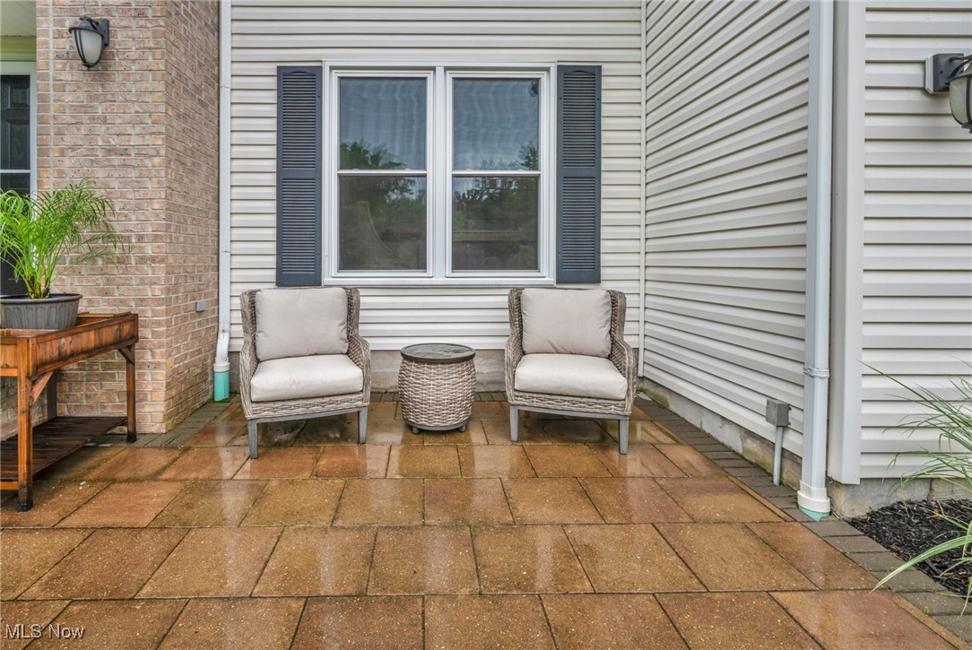 17360 Woodlawn Court, Strongsville, Ohio image 3