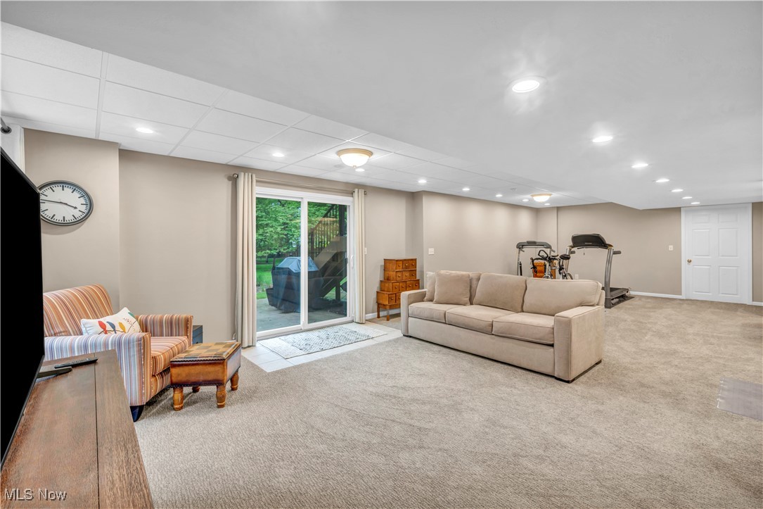 17360 Woodlawn Court, Strongsville, Ohio image 37