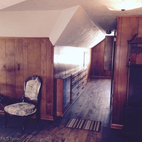 Willo Shore Builders - Residential