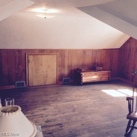 Willo Shore Builders - Residential