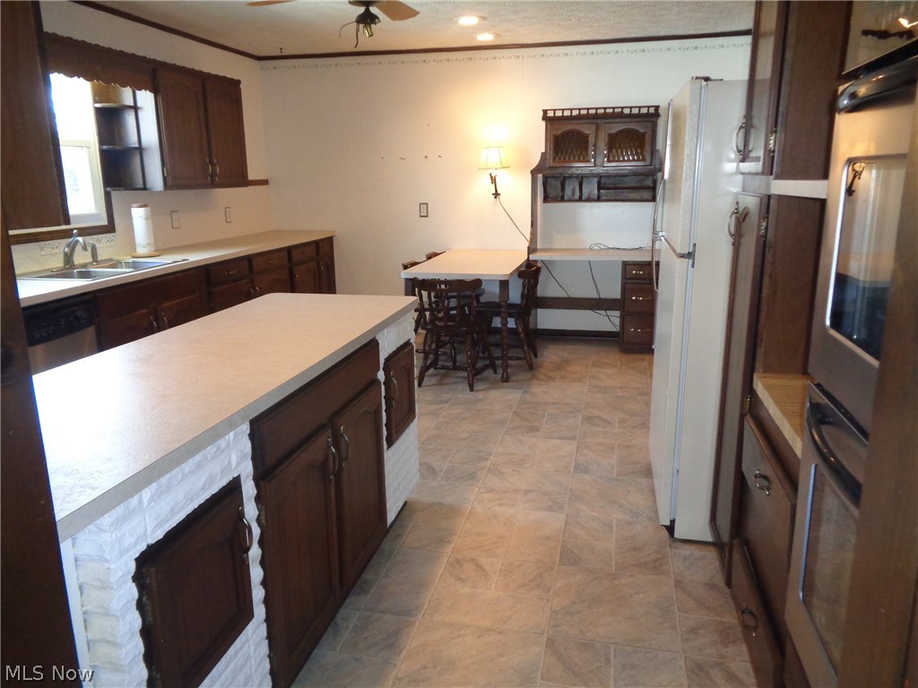 Oakwood Park - Residential