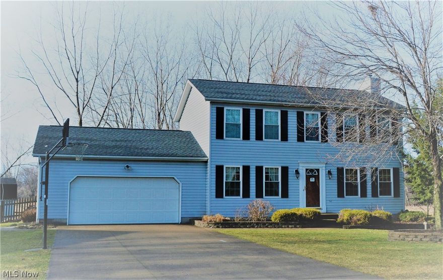 What are you waiting for!!!  Step into this fabulous 3 bedroom, 2.5 bath Colonial. Located on a Cul-De-Sac, this home offers Quartz counters, updated bathrooms, newer carpet, flooring, and windows. From the moment you step into the foyer, the all ceramic tile entrance breathes of warmth and care. 
If you like being outside in the summer/fall, come enjoy a fully fenced backyard, complete with fire pit, tree-house and patio for grilling and hosting friends or family. All appliances stay, including washer and dryer.

Lake Township, Lake Schools. Welcome Home!