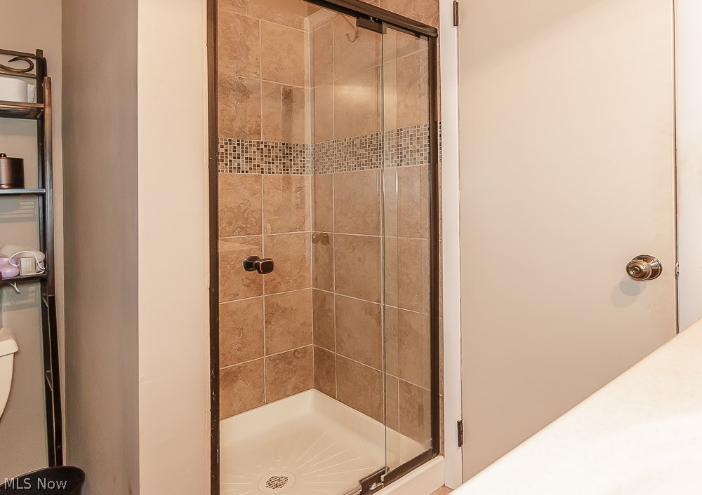 Ridgeglen - Residential Lease