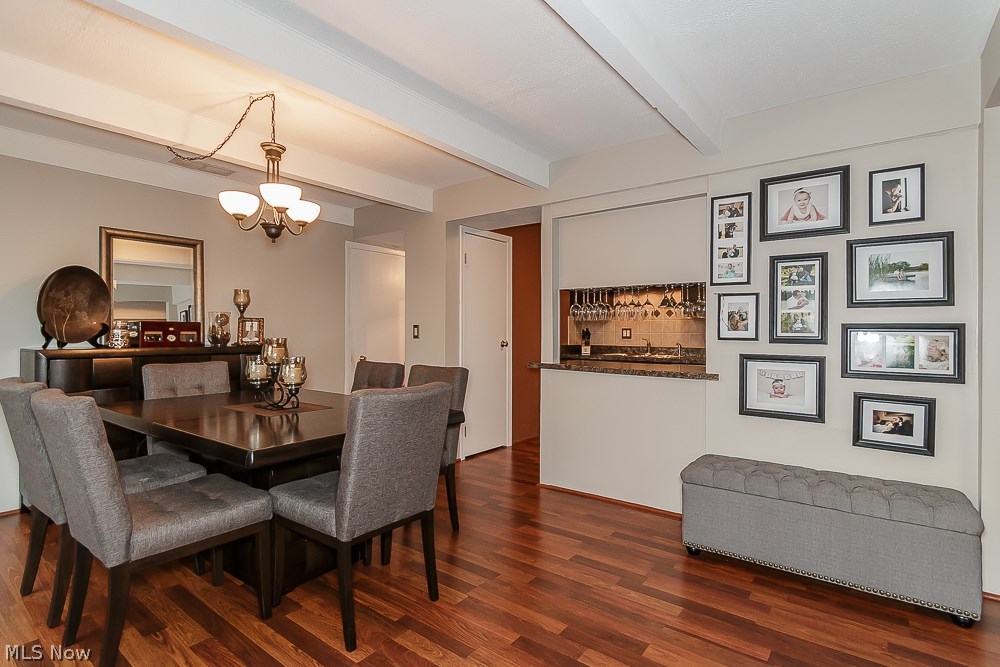 Ridgeglen - Residential Lease