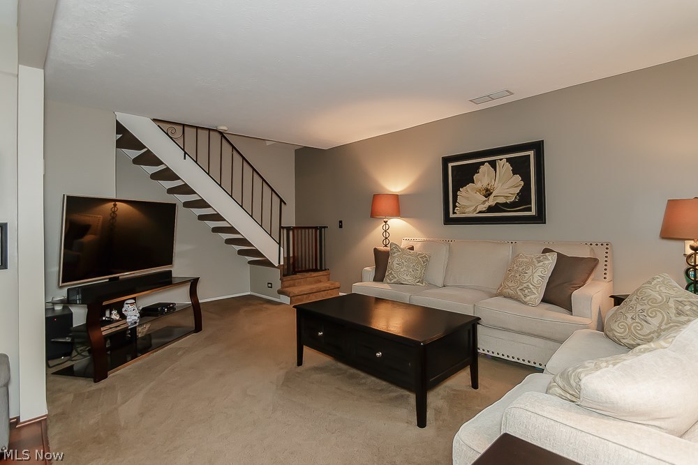 Ridgeglen - Residential Lease