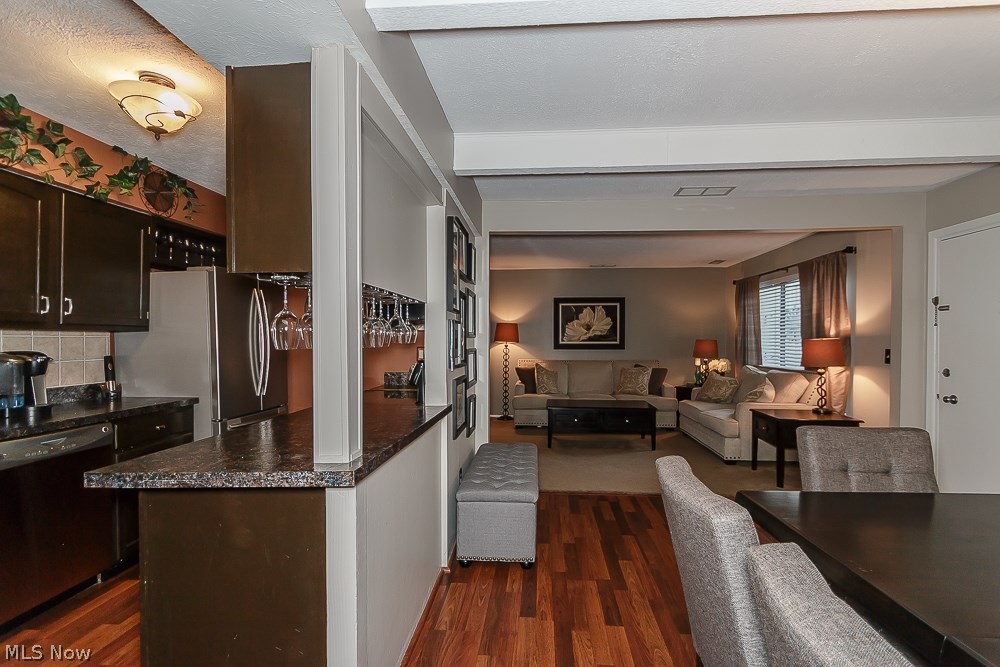 Ridgeglen - Residential Lease