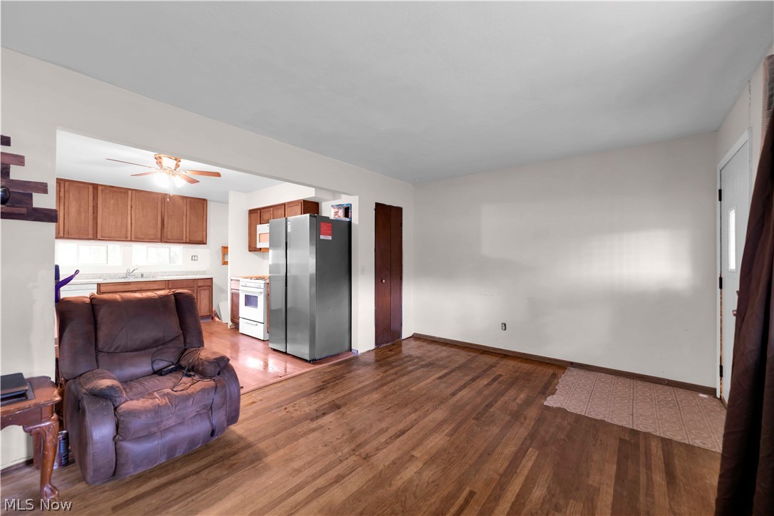 567 Walnut Street