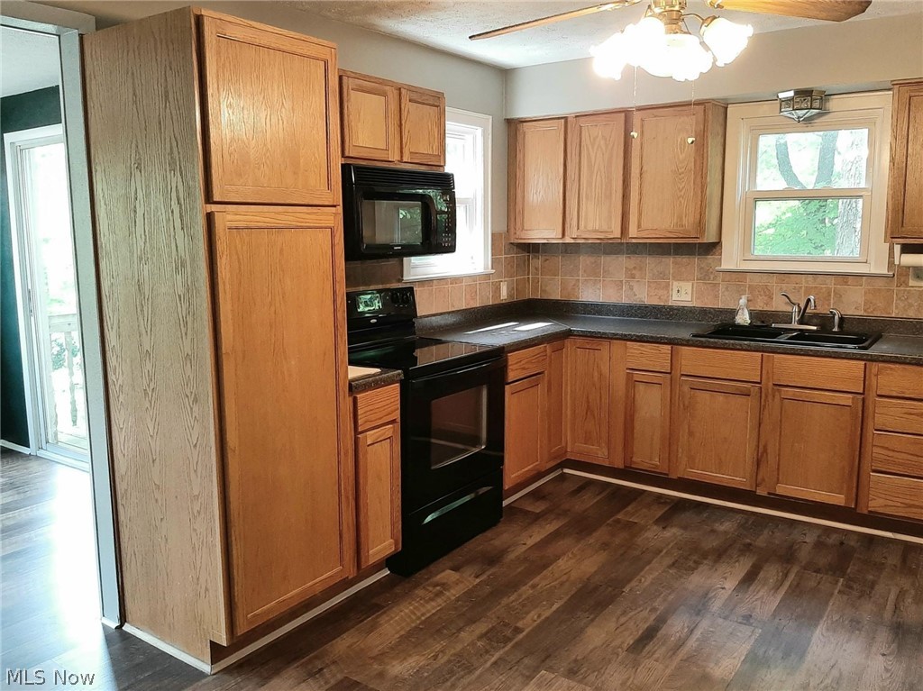 Oak Point - Residential