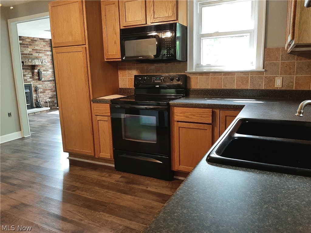 Oak Point - Residential