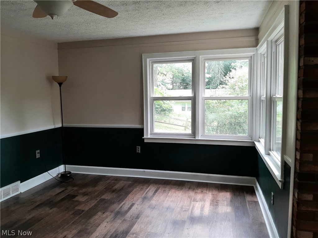 Oak Point - Residential