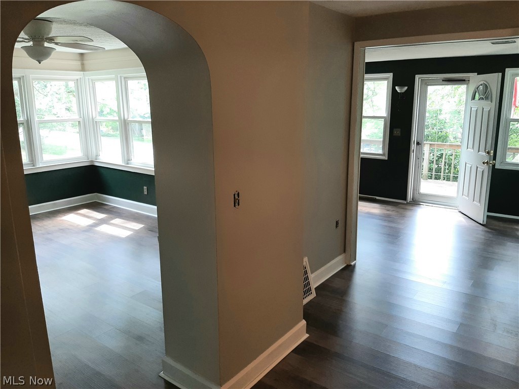 Oak Point - Residential