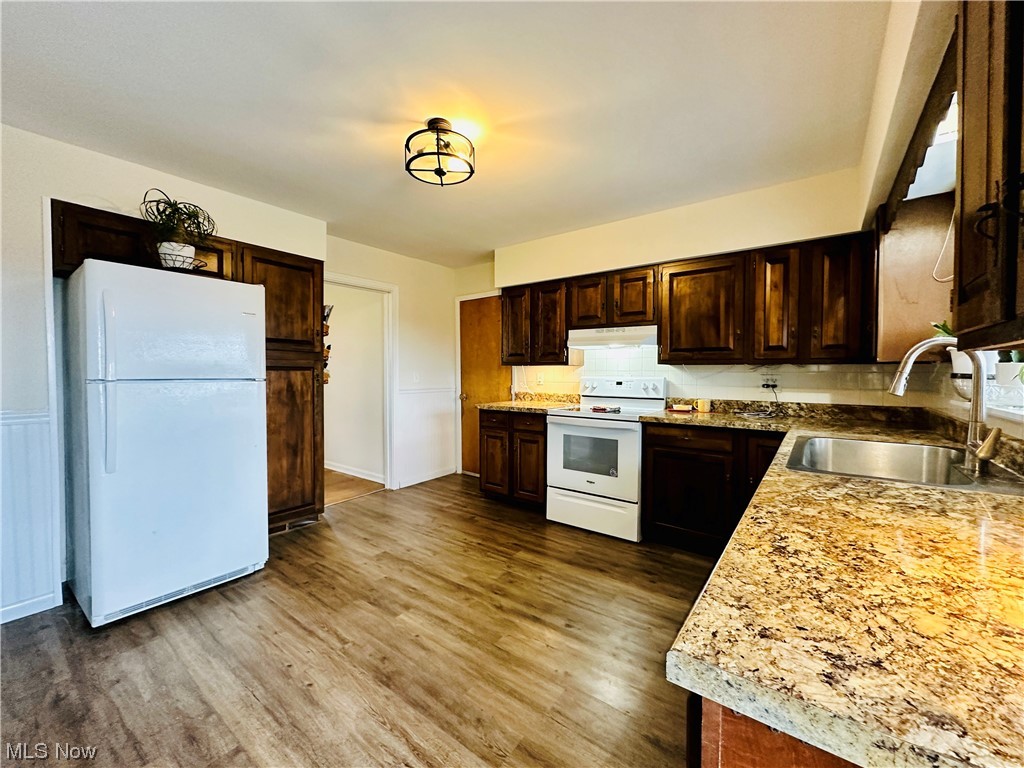 Thompsons Add 01 - Residential