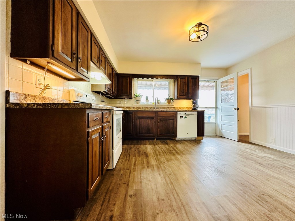 Thompsons Add 01 - Residential