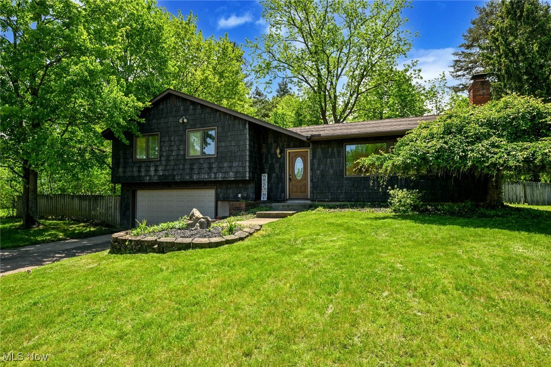 17159 Turkey Meadow Lane, Strongsville, Ohio image 1