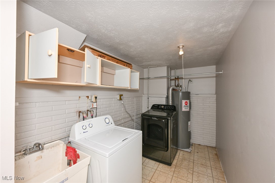 17159 Turkey Meadow Lane, Strongsville, Ohio image 32