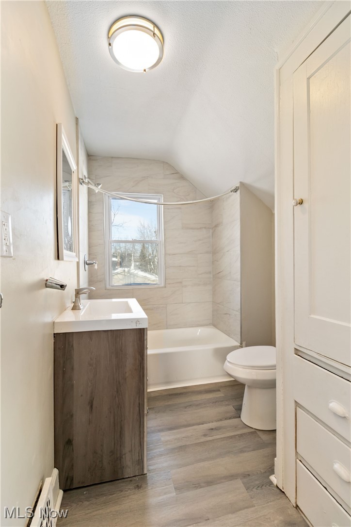 Friedl And Krizek's Bartlett H - Residential