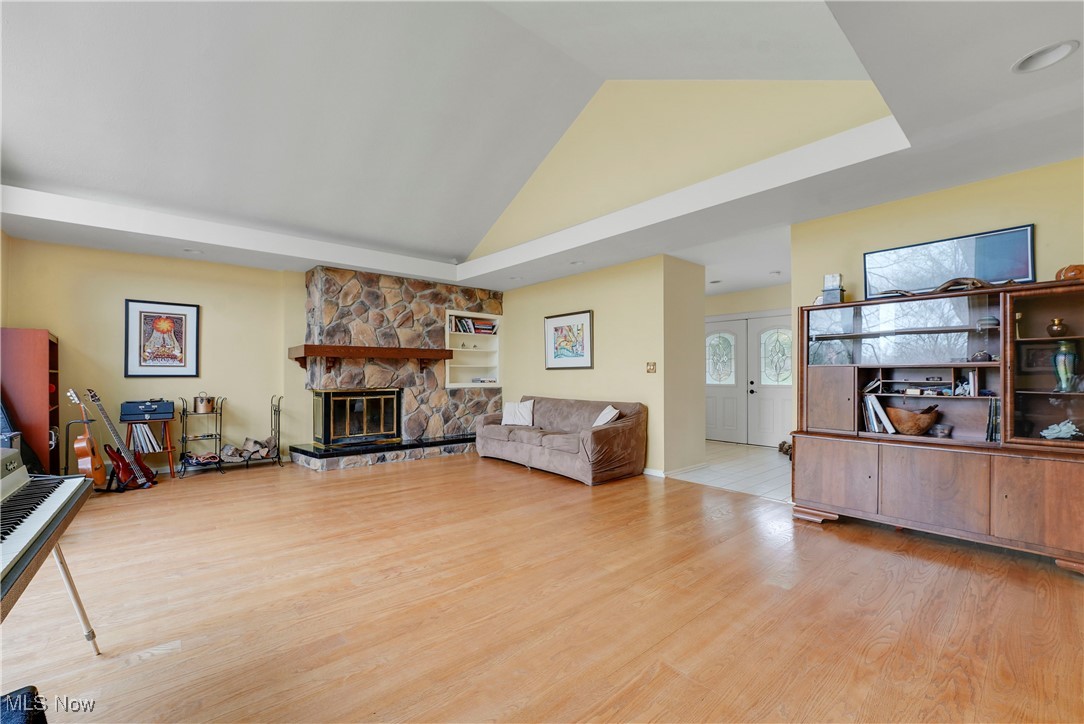 33820 Country View Lane, Solon, Ohio image 16