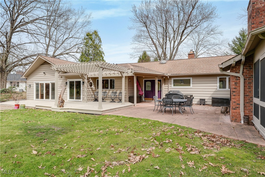 33820 Country View Lane, Solon, Ohio image 44