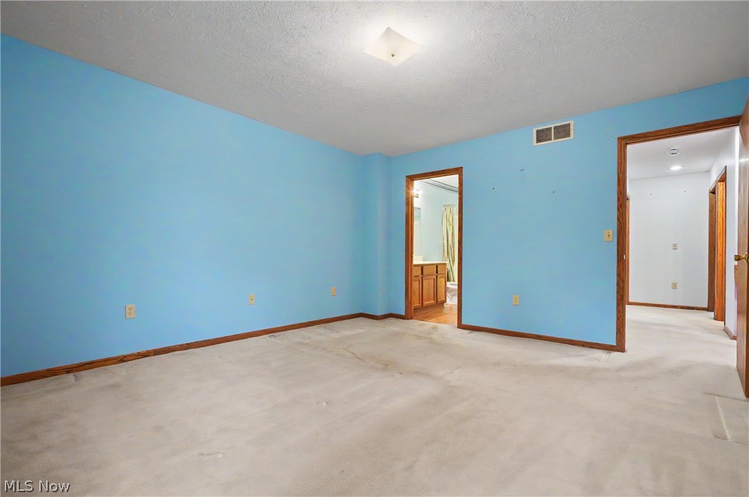 Windchimes On Summit - Residential