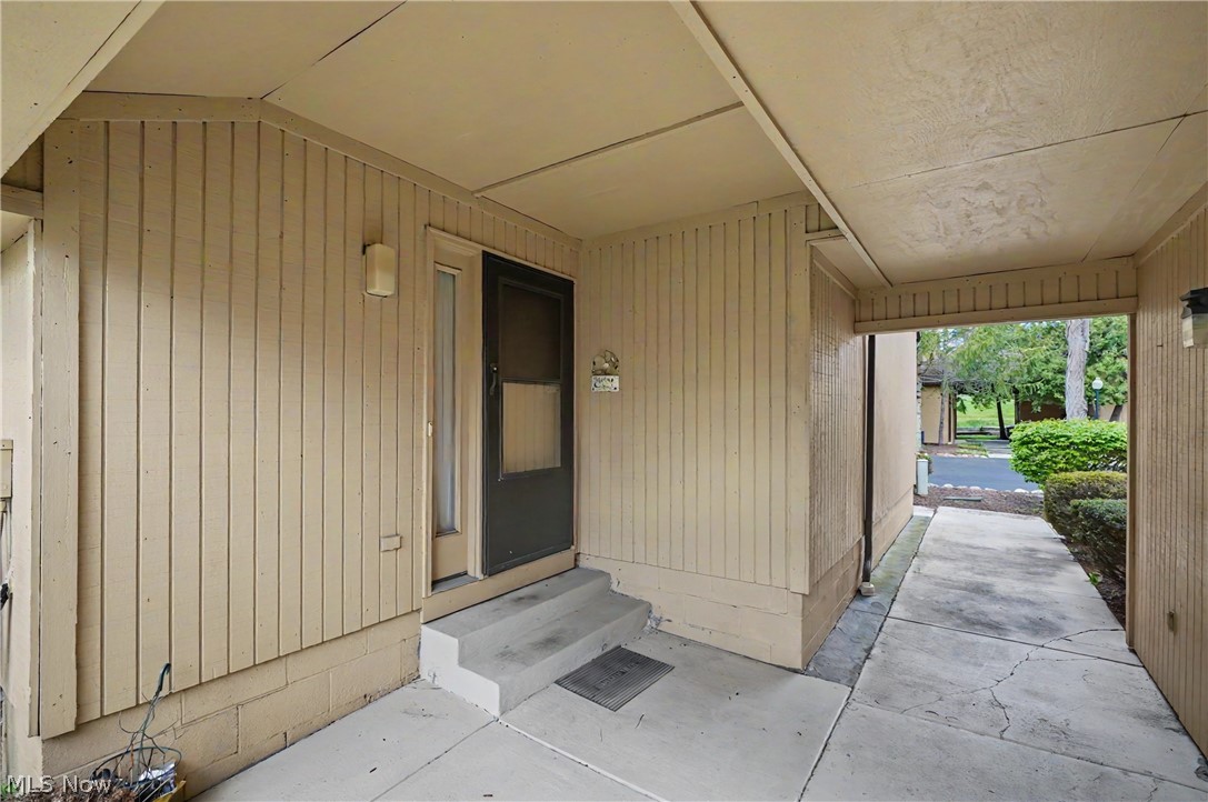 Windchimes On Summit - Residential