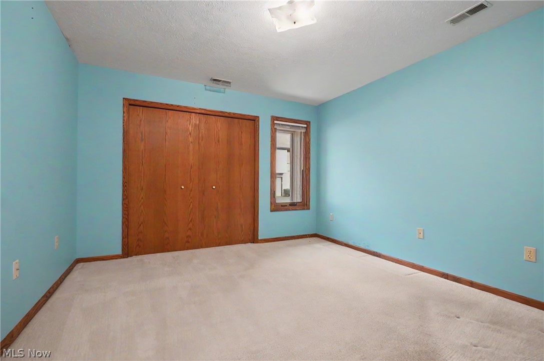 Windchimes On Summit - Residential