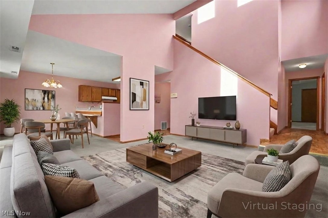 Windchimes On Summit - Residential