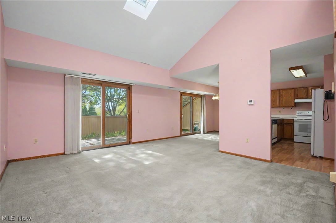 Windchimes On Summit - Residential