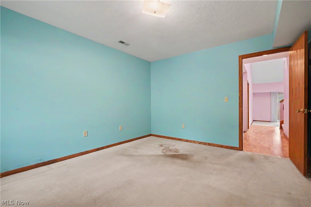 Windchimes On Summit - Residential