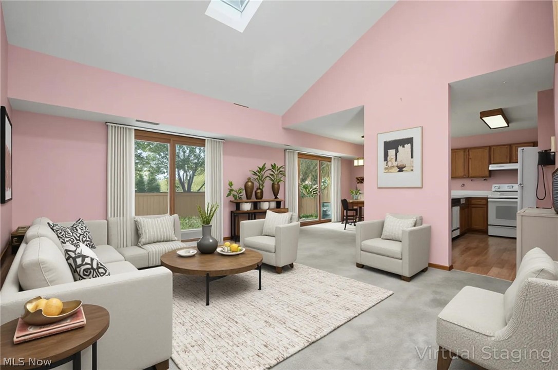 Windchimes On Summit - Residential