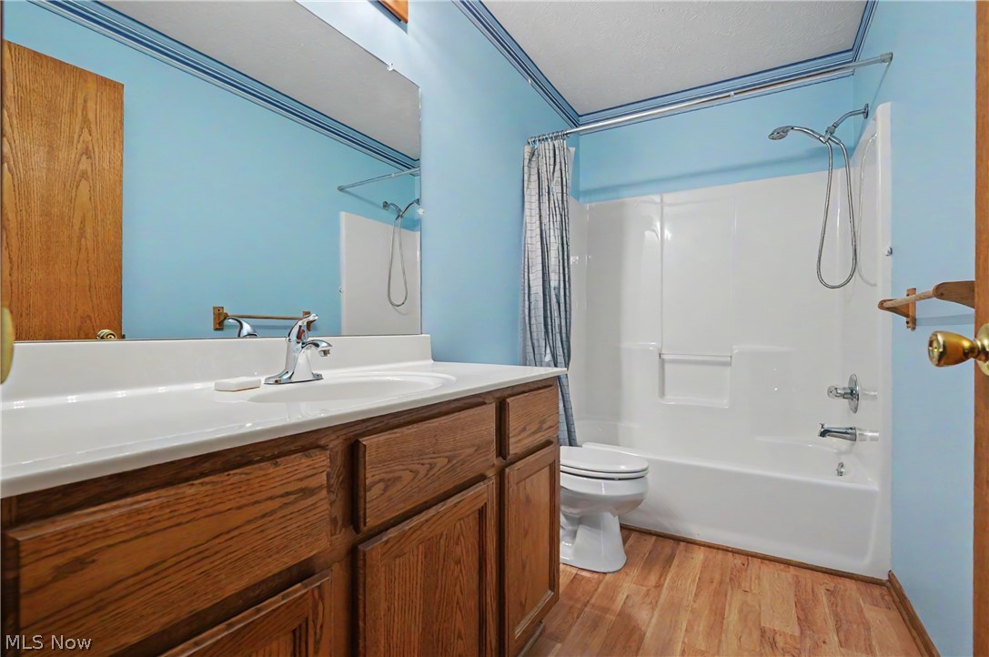 Windchimes On Summit - Residential